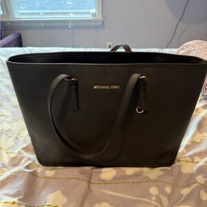 Michael Kors Tote